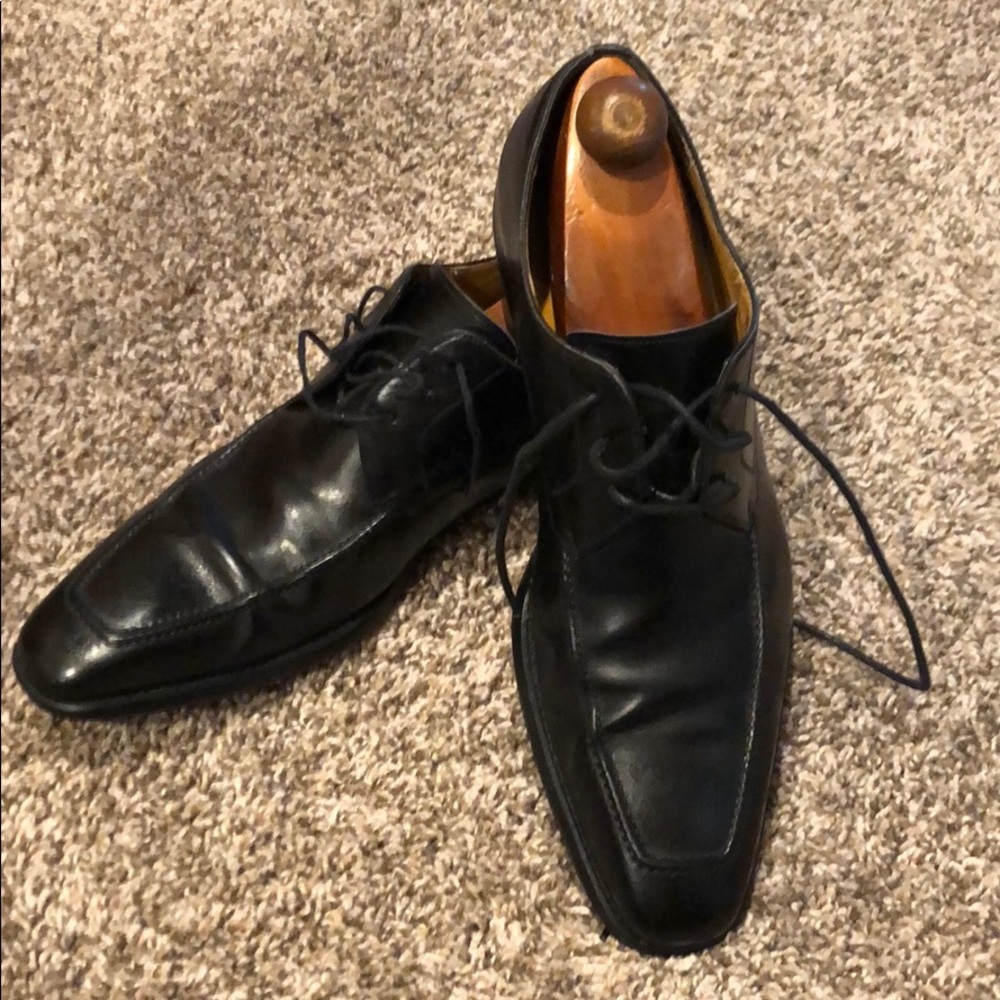 Magnanni Black Leather Dress Oxfords